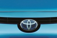 Toyota llama a revisión