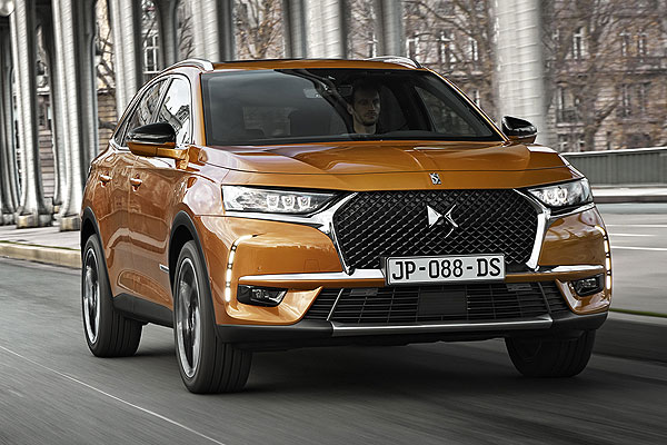 ds-7-crossback-2
